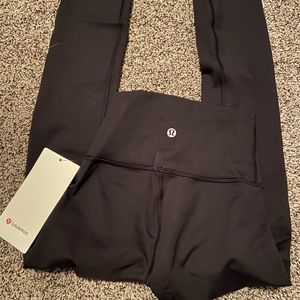 LULULEMON size 0 Wunder Under